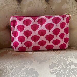 Estee Lauder Pink Patterned Canvas Cosmetic Pouch gift set